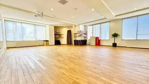 FIRSTSHIP 大阪スタジオ